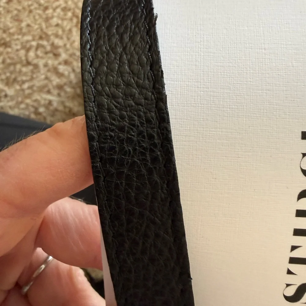 VESTIRSI Black Pebbled Eden Leather Slouch Bag with extra crossbody strap - Picture 8 of 9